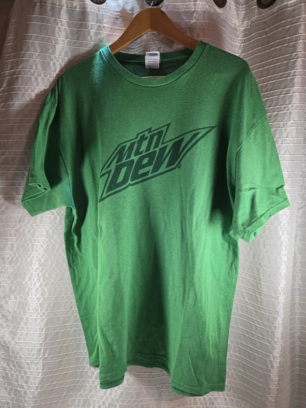 Men's Mountain Dew Green Logo T-Shirt XL Size